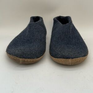 Glerups‎ wool
Slippers
